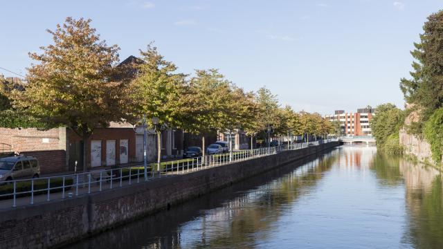 canal - boats - barges - river - hiking - Scarpe - Douai - Northern France (c)ADLanglet