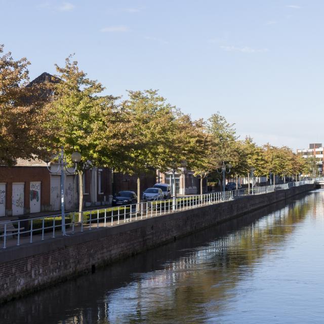 canal - boats - barges - river - hiking - Scarpe - Douai - Northern France (c)ADLanglet