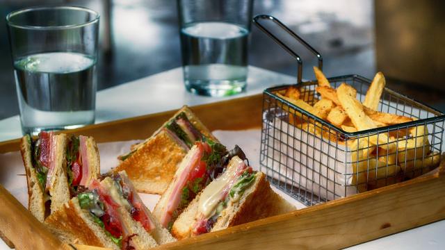 Club Sandwich Pommes de terre frites