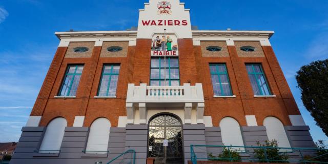 Mairie De Waziers Douaisis Nord France (c) Adlanglet