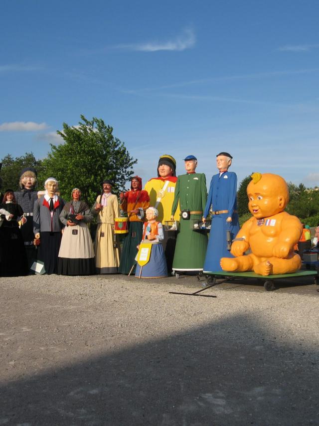 Rassemblement de géants-Géants-banquet-Douai-Douaisis Nord France