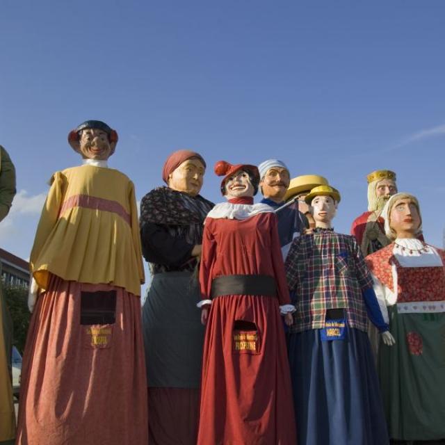 Rassemblement Géants -Géants-banquet-Douai-Douaisis Nord France