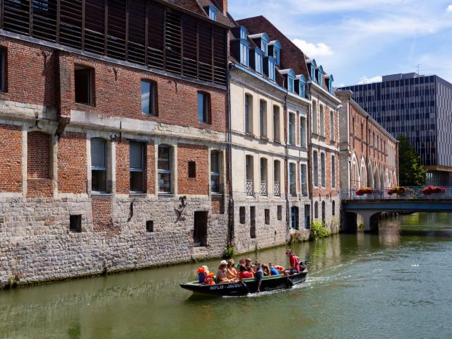 canal - boats - barges - river - hiking - Scarpe -Douai - Northern France (c)ADLanglet